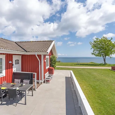 Anastacia - 75m From The Sea By Interhome